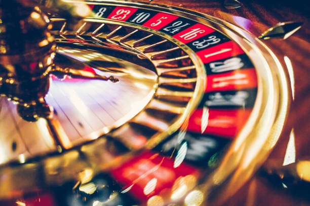 Selecting AduQ table buy-in amount on mobile lobby